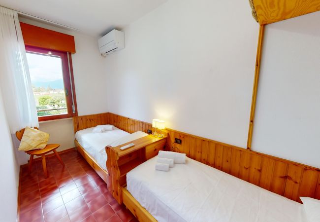 Apartment in Manerba del Garda - Bellavista CRB By Bookinggardalake Apartment in Manerba del Garda - Bellavista CRB By Bookinggardalake