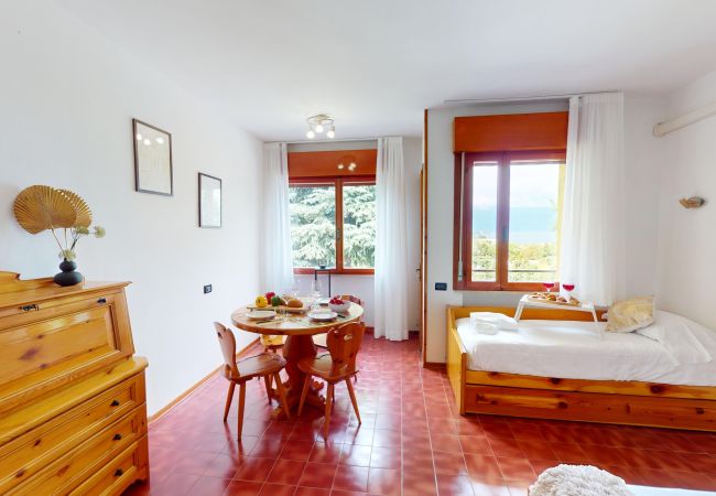 Apartment in Manerba del Garda - Bellavista CRB By Bookinggardalake Apartment in Manerba del Garda - Bellavista CRB By Bookinggardalake