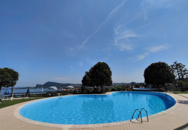 Apartment in Manerba del Garda - Bellavista CRB By Bookinggardalake Apartment in Manerba del Garda - Bellavista CRB By Bookinggardalake