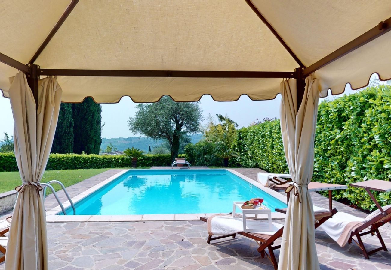 Villa in Salò - Villa Oleandri pool with view By Bookinggardalake