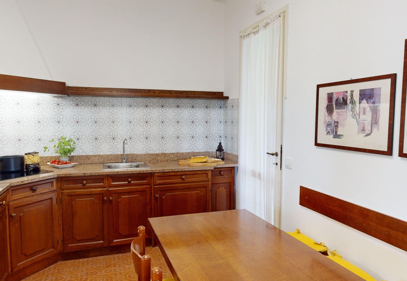 Villa in Salò - Villa Oleandri pool with view By Bookinggardalake