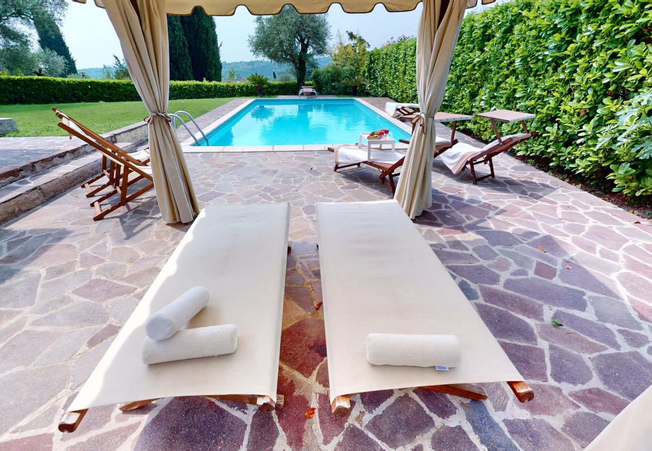 Villa in Salò - Villa Oleandri pool with view By Bookinggardalake