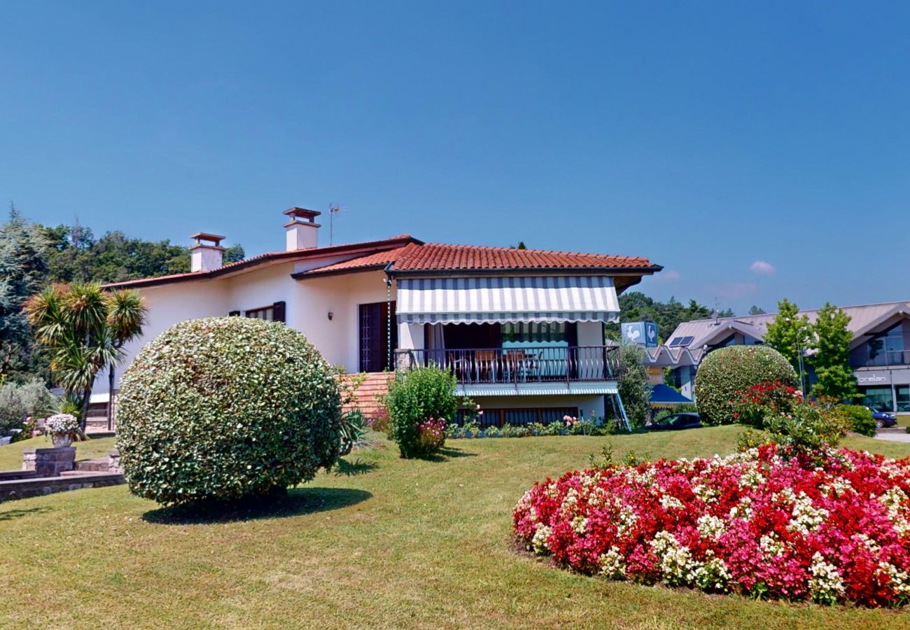 Villa in Puegnago sul Garda - Villa Fiorita with olive groove Bookinggardalake