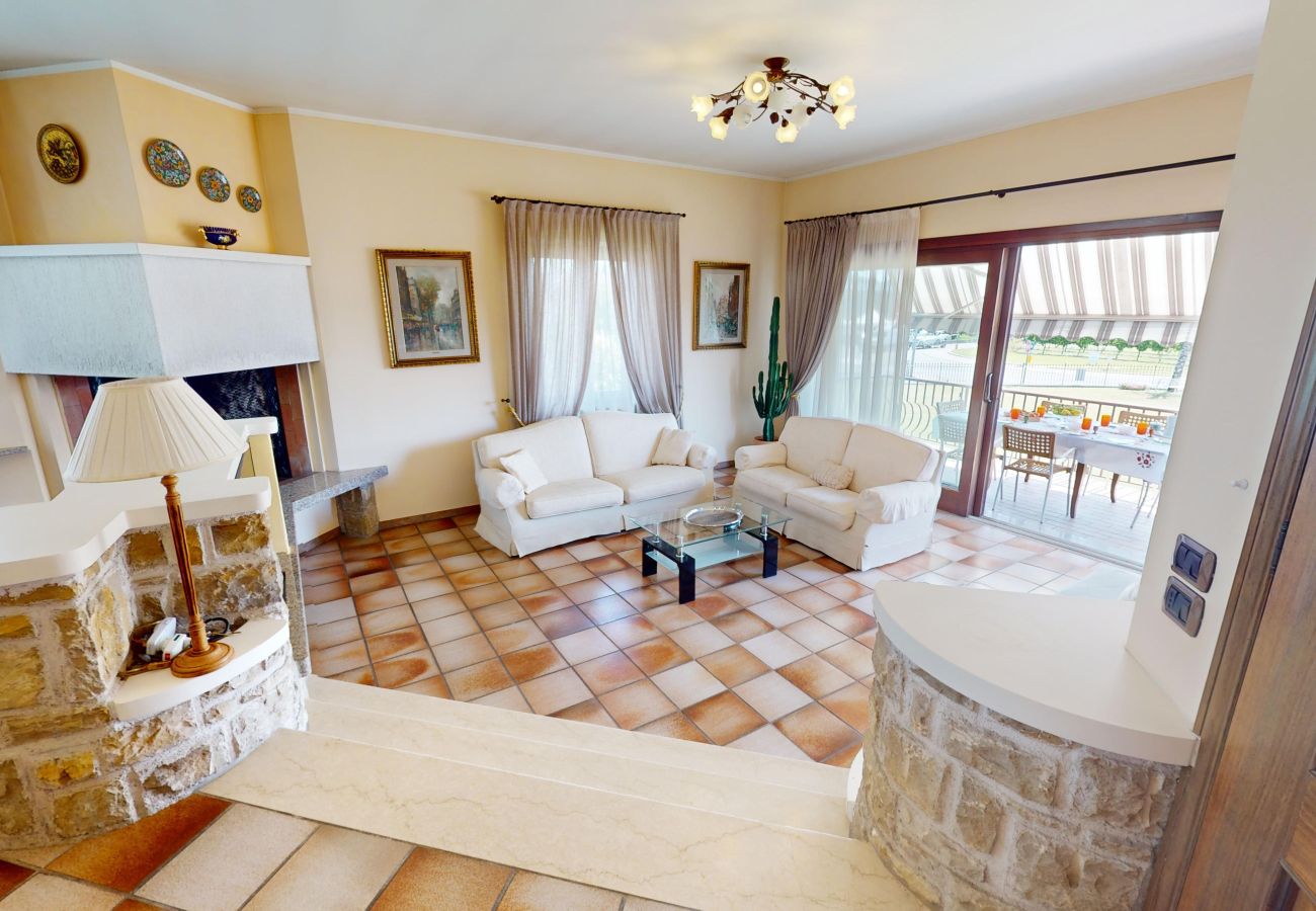 Villa in Puegnago sul Garda - Villa Fiorita with olive groove Bookinggardalake
