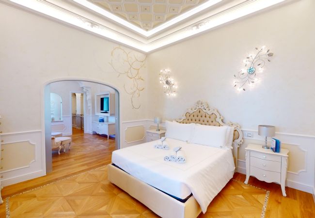 Villa in Salò - Villa Diamante By Bookinggardalake Villa in Salò - Villa Diamante By Bookinggardalake