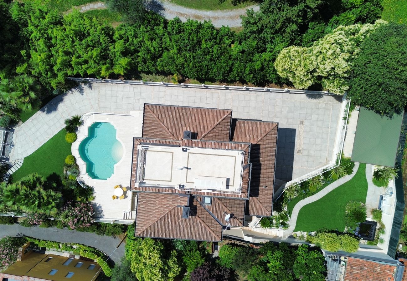 Villa in Salò - Villa Diamante By Bookinggardalake Villa in Salò - Villa Diamante By Bookinggardalake