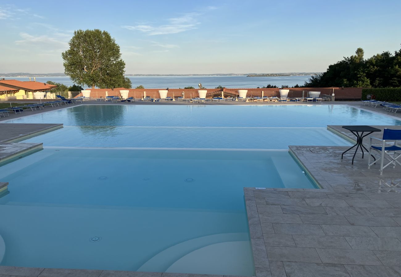 Apartment in Manerba del Garda - Vento di Lago by Bookinggardalake