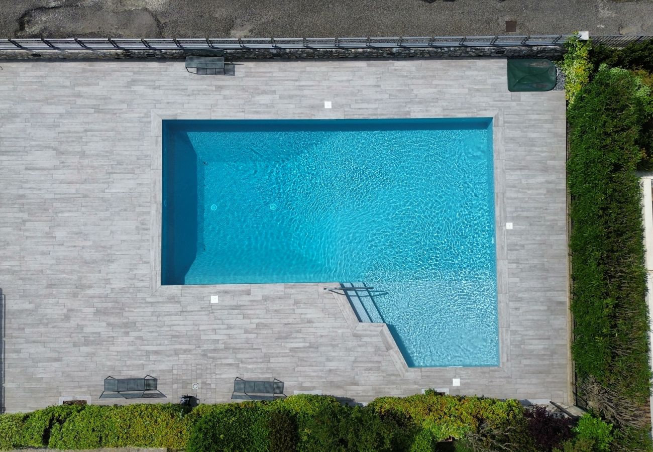 Apartment in Manerba del Garda - Appartamento Gloria by Bookinggardalake