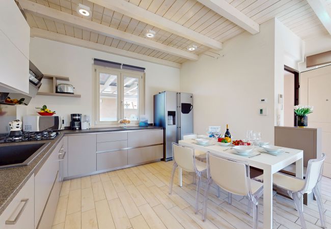 Villa in Manerba del Garda - Villa Dolcevita by Bookinggardalake Villa in Manerba del Garda - Villa Dolcevita by Bookinggardalake