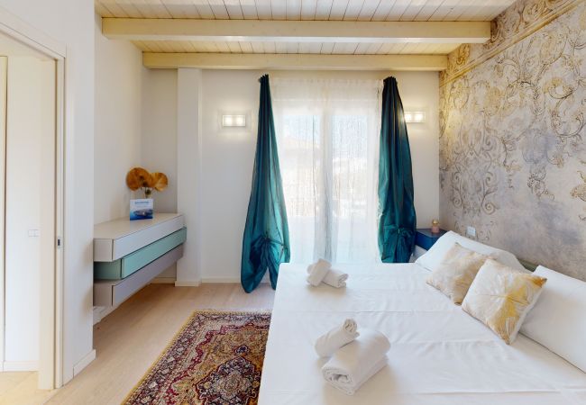 Villa in Manerba del Garda - Villa Dolcevita by Bookinggardalake Villa in Manerba del Garda - Villa Dolcevita by Bookinggardalake