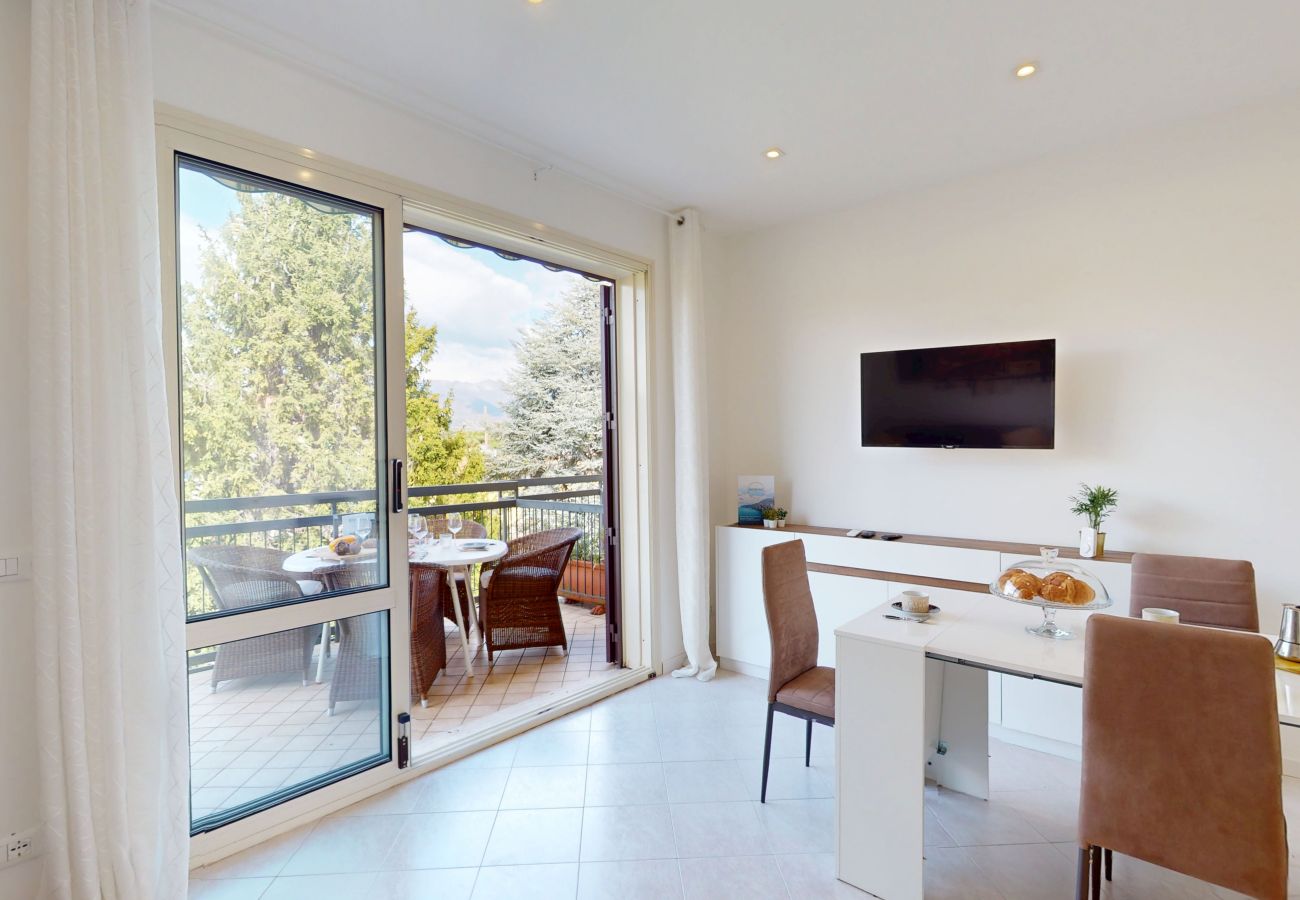 Apartment in Manerba del Garda - Casa Marisol by Bookinggardalake