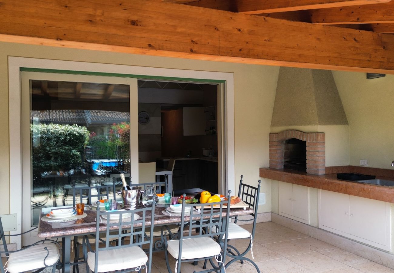 Chalet in Manerba del Garda - Maison Belvedere free wi-fi By Bookinggardalake