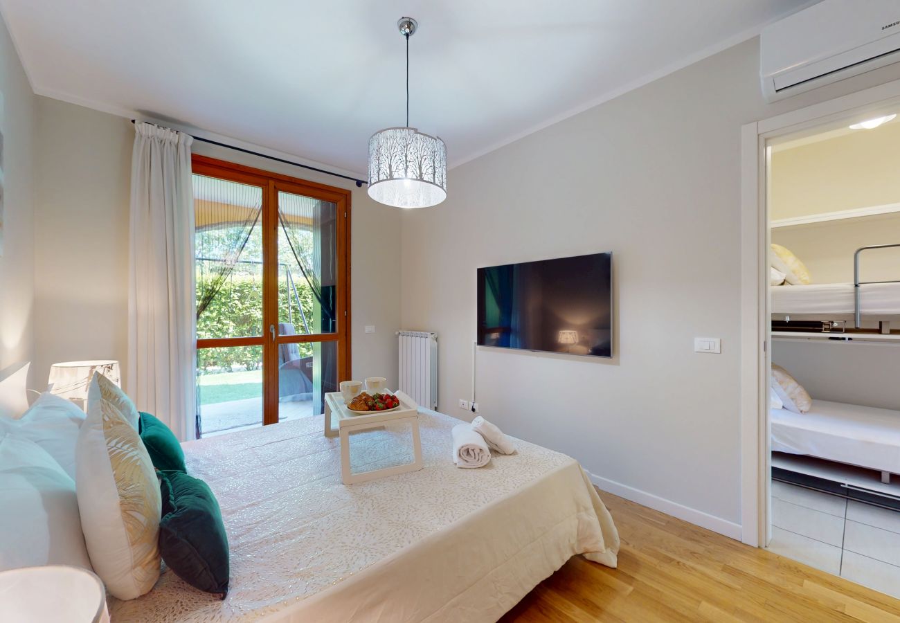 Apartment in Sirmione - Giardino dell'Anima by Bookinggardalake