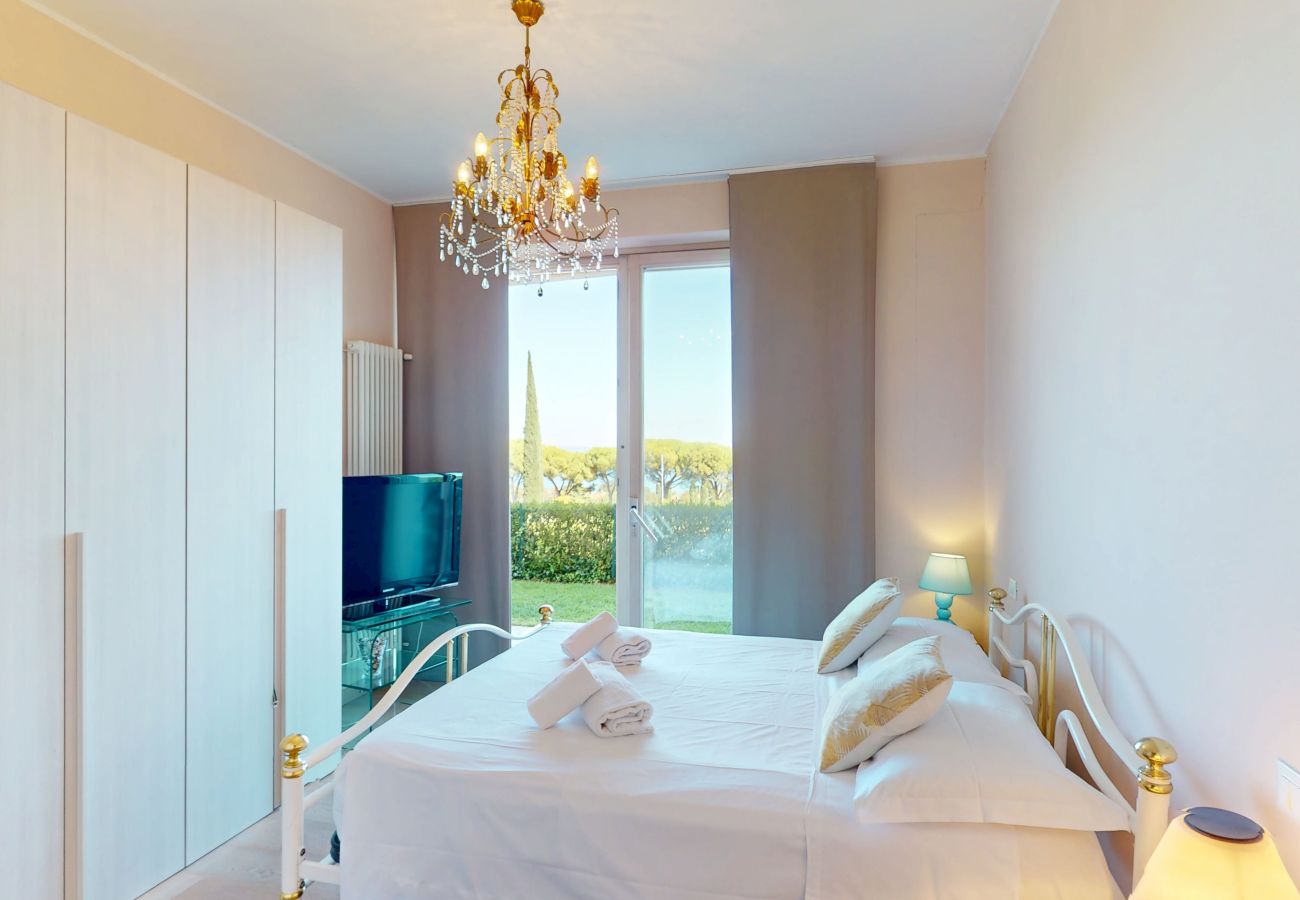 Apartment in Moniga del Garda - Agape Apartment by Bookinggardalake