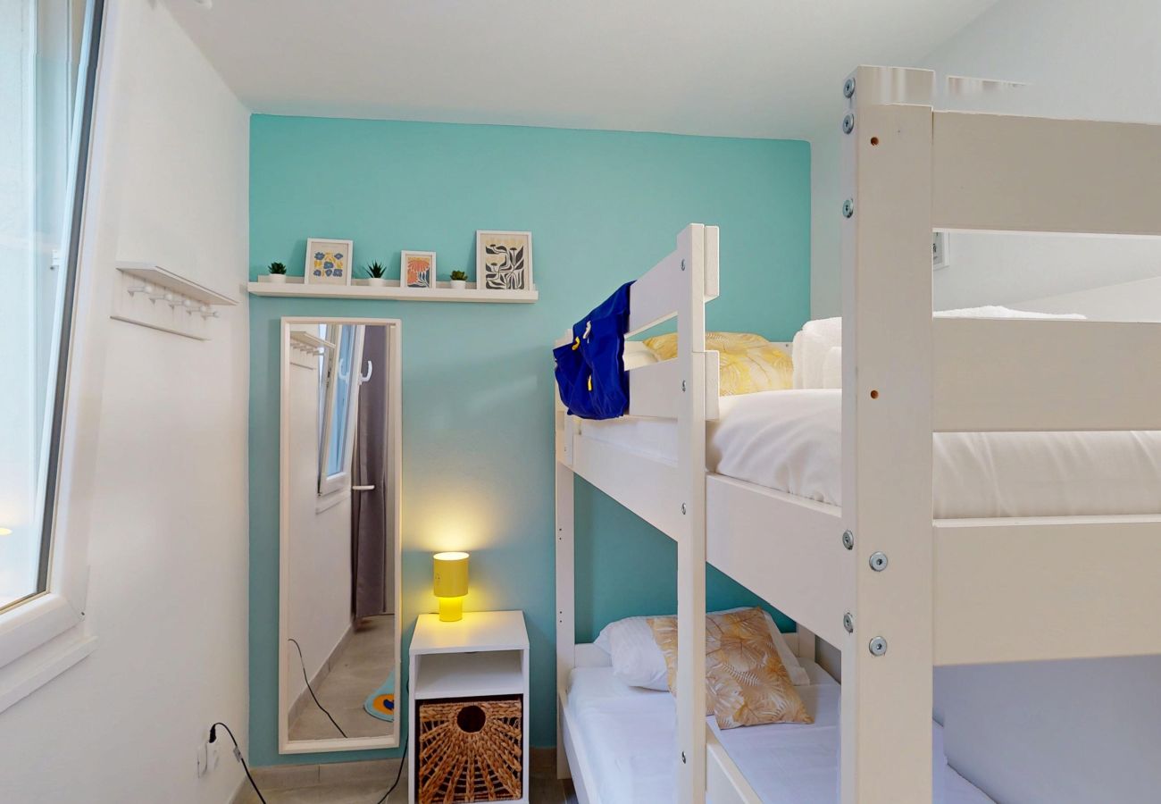 Chalet in Soiano del Lago - Harmonia Cottage by Bookinggardalake