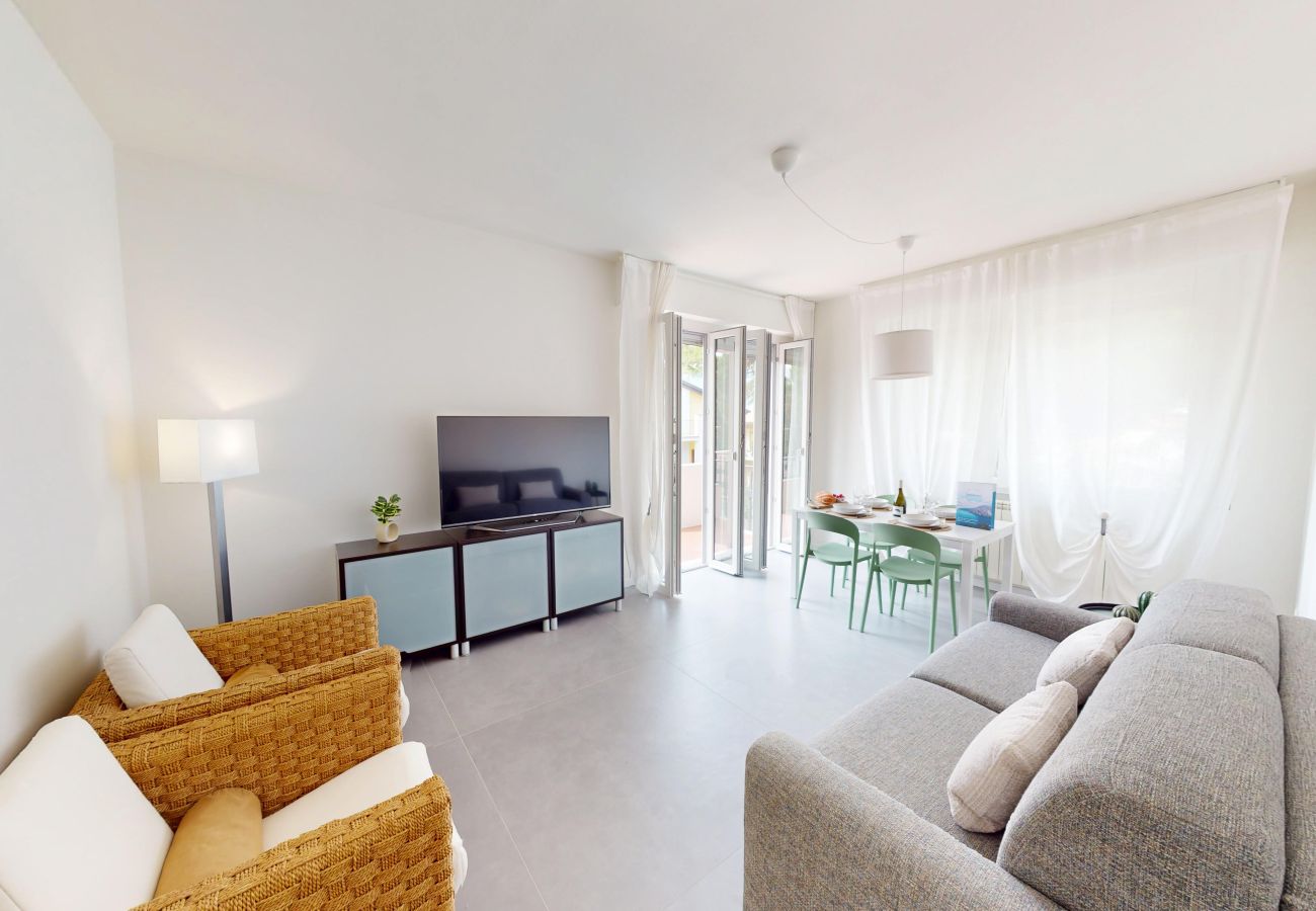 Apartment in Desenzano del Garda - LA PERLA DEL Garda Desenzano free wi-fi By Booking