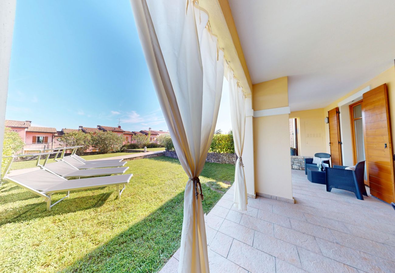 Apartment in Manerba del Garda - Ulivo Apartment By Bookinggardalake
