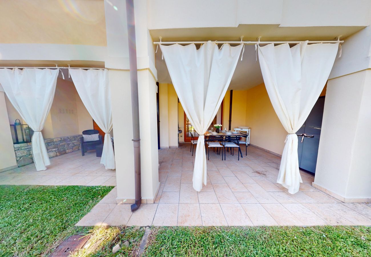Apartment in Manerba del Garda - Ulivo Apartment By Bookinggardalake