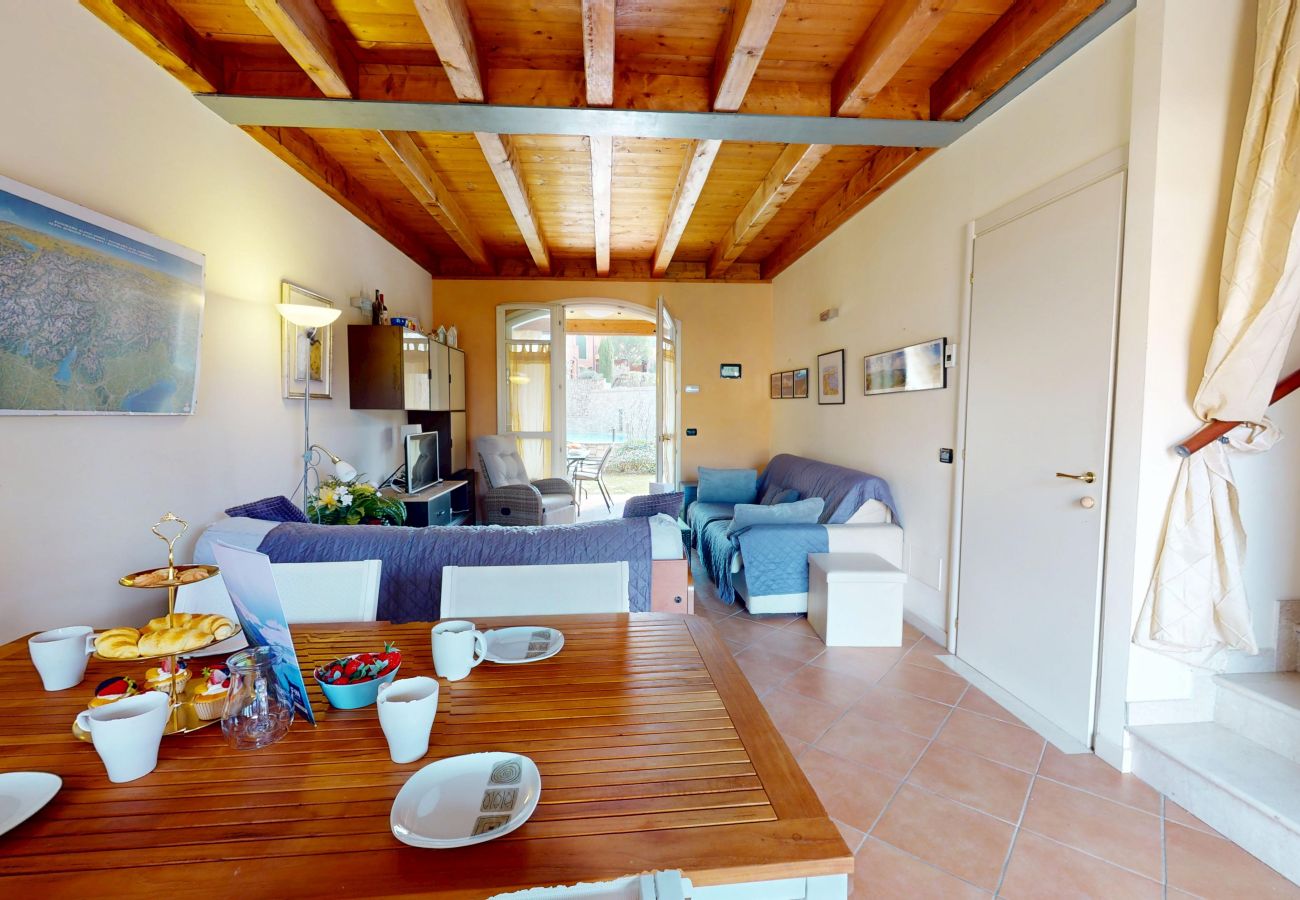 Apartment in Manerba del Garda - Borgo Torchio H3 ByBookinggardalake