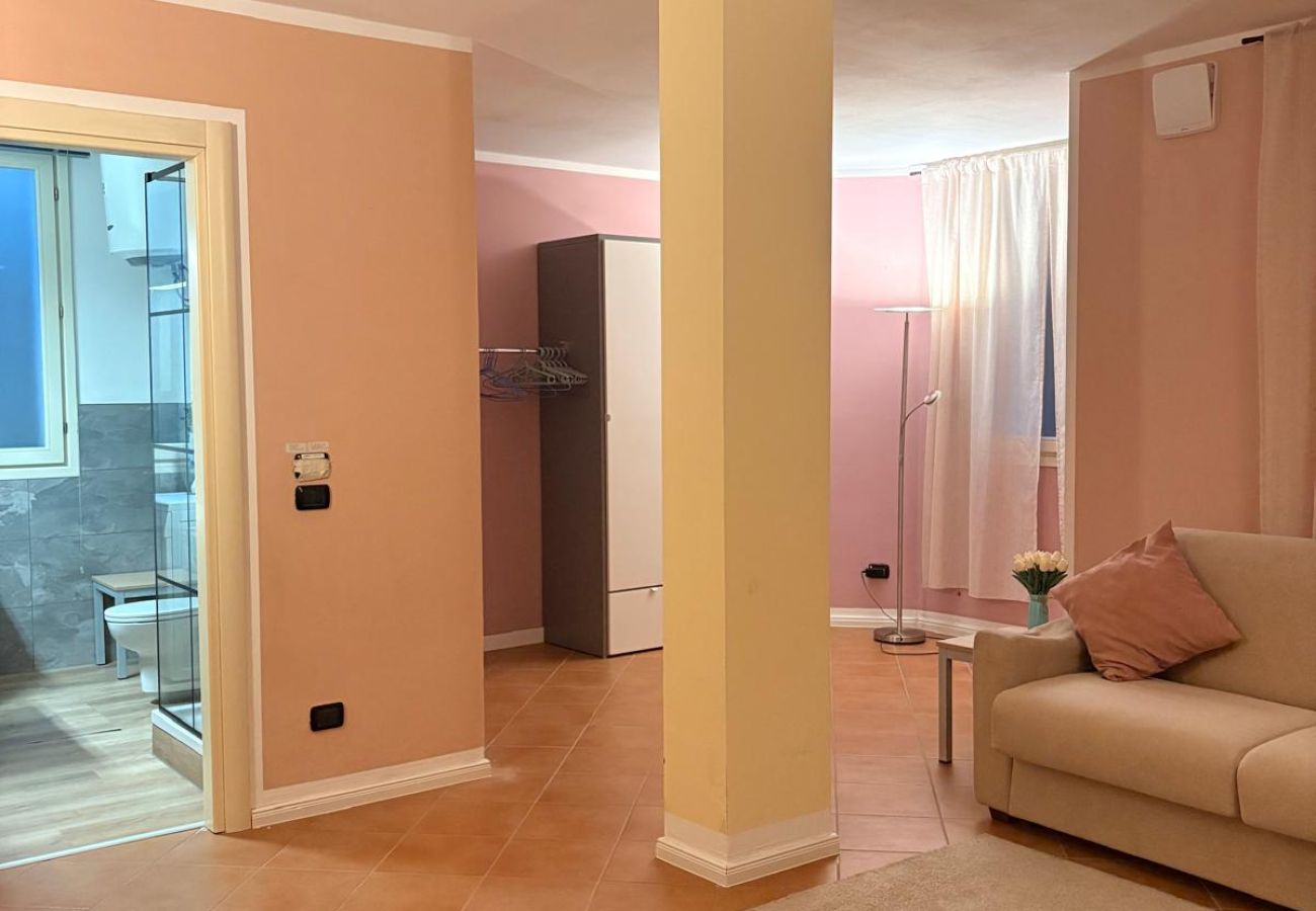 Apartment in Manerba del Garda - Borgo Torchio F1 By Bookinggardalake