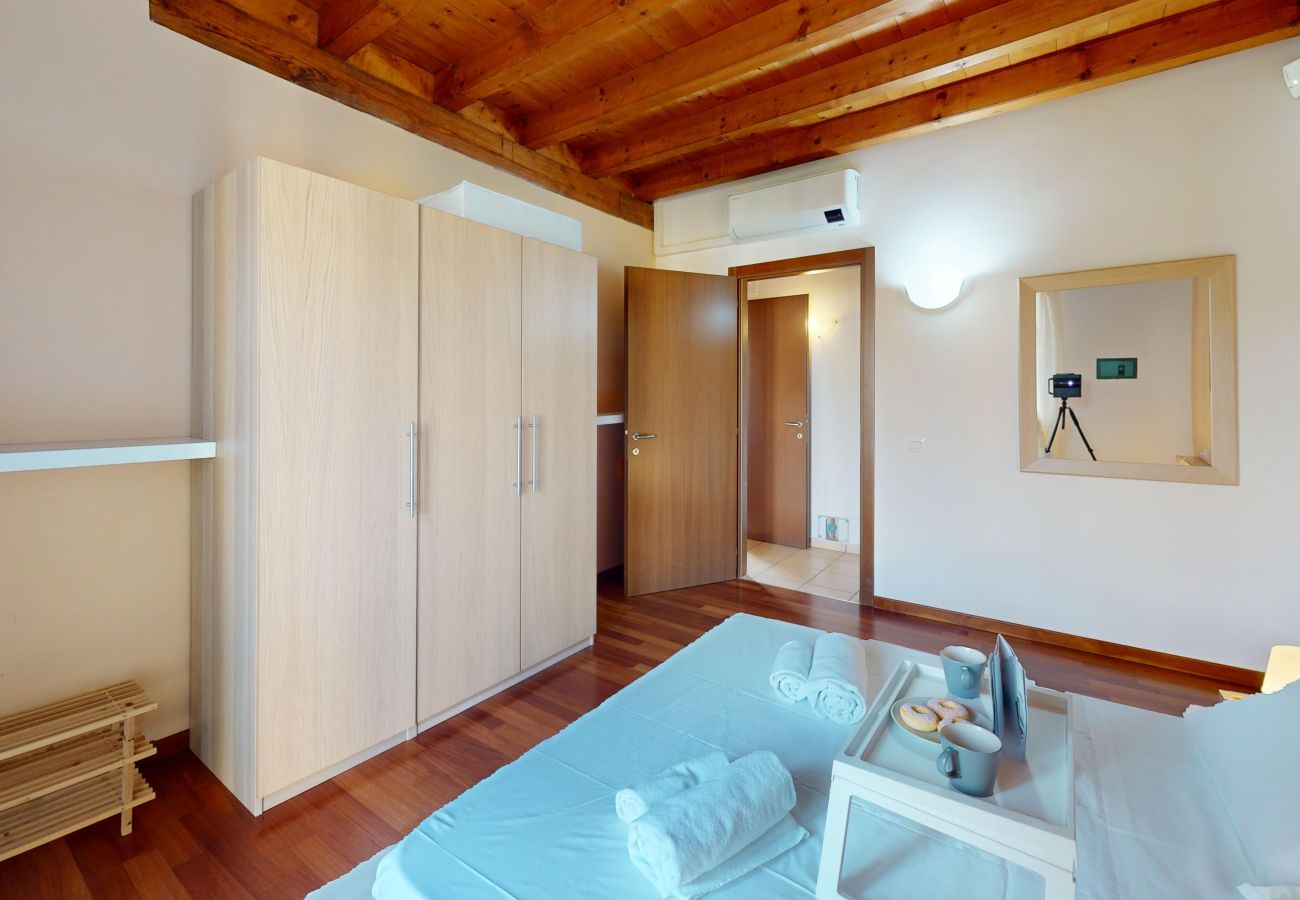 Apartment in Manerba del Garda - Sakura House By Bookinggardalake