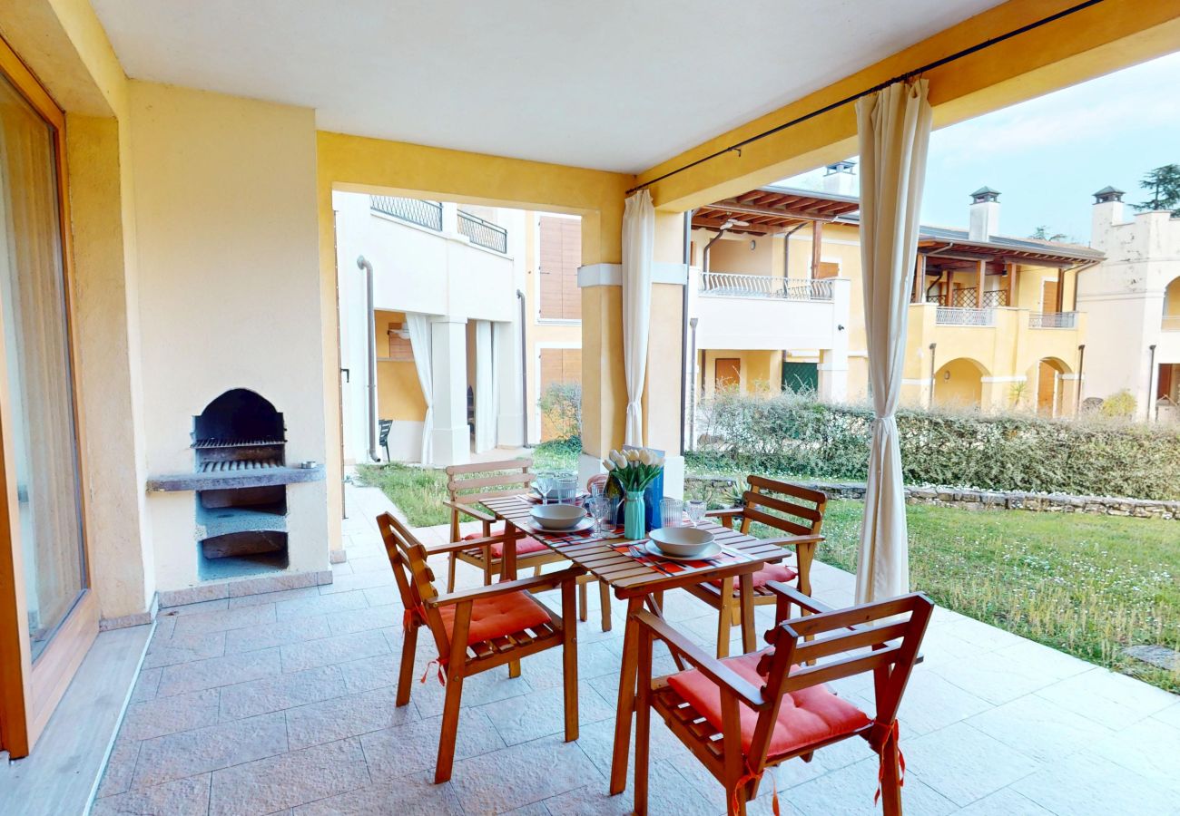 Apartment in Manerba del Garda - Sakura House By Bookinggardalake