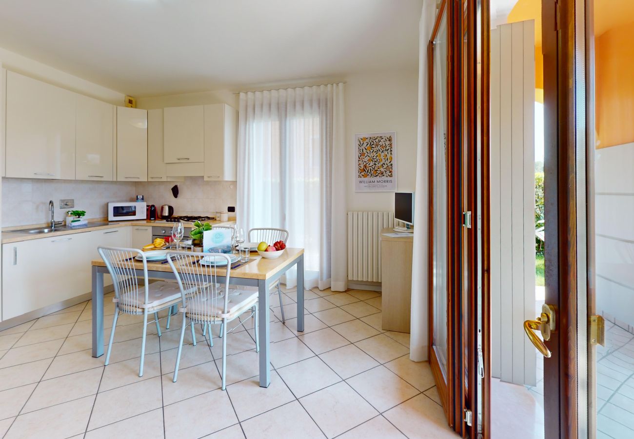 Apartment in Salò - Freestyle Apartment By Bookinggardalake
