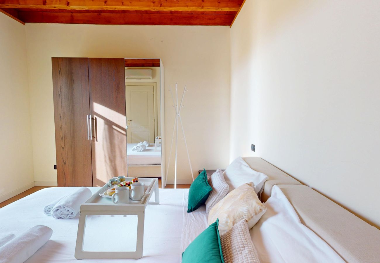 Apartment in Manerba del Garda - Borgo Torchio F23 By Bookinggardalake
