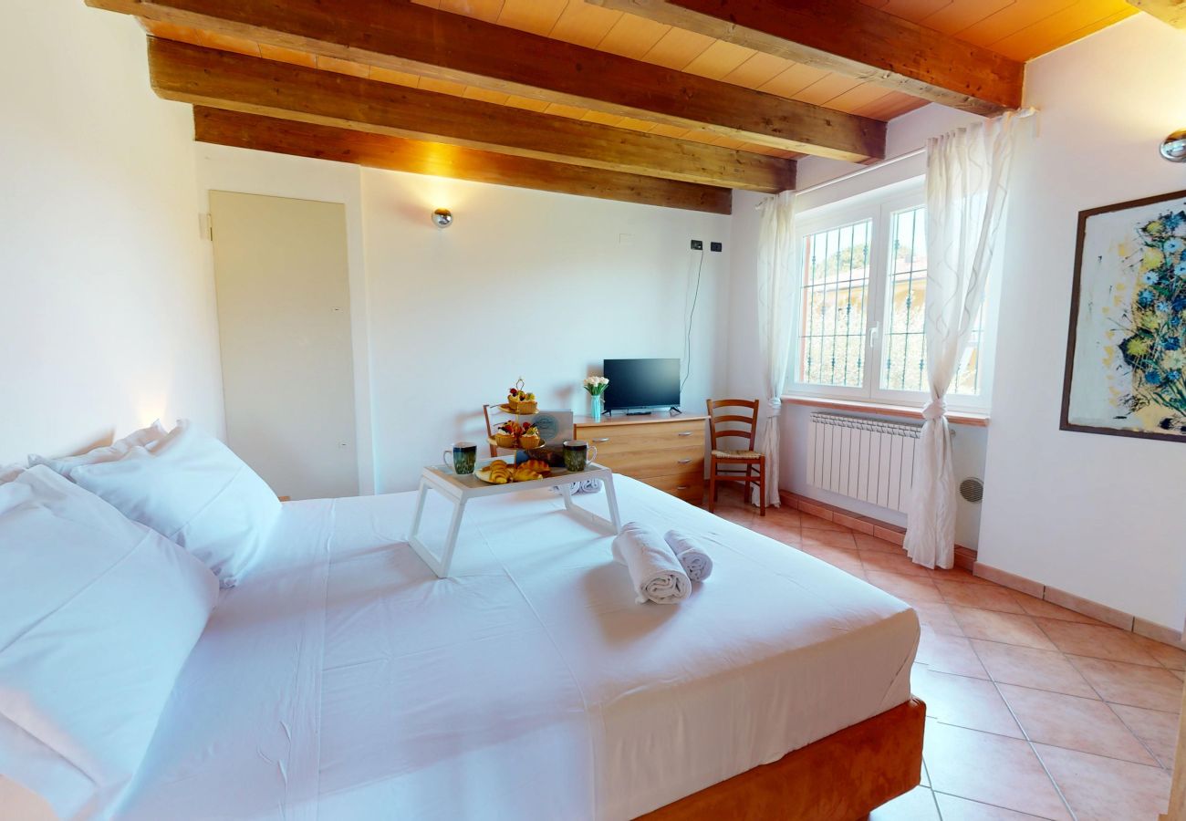 Apartment in Manerba del Garda - Lido Apartment by Booking Garda Lake