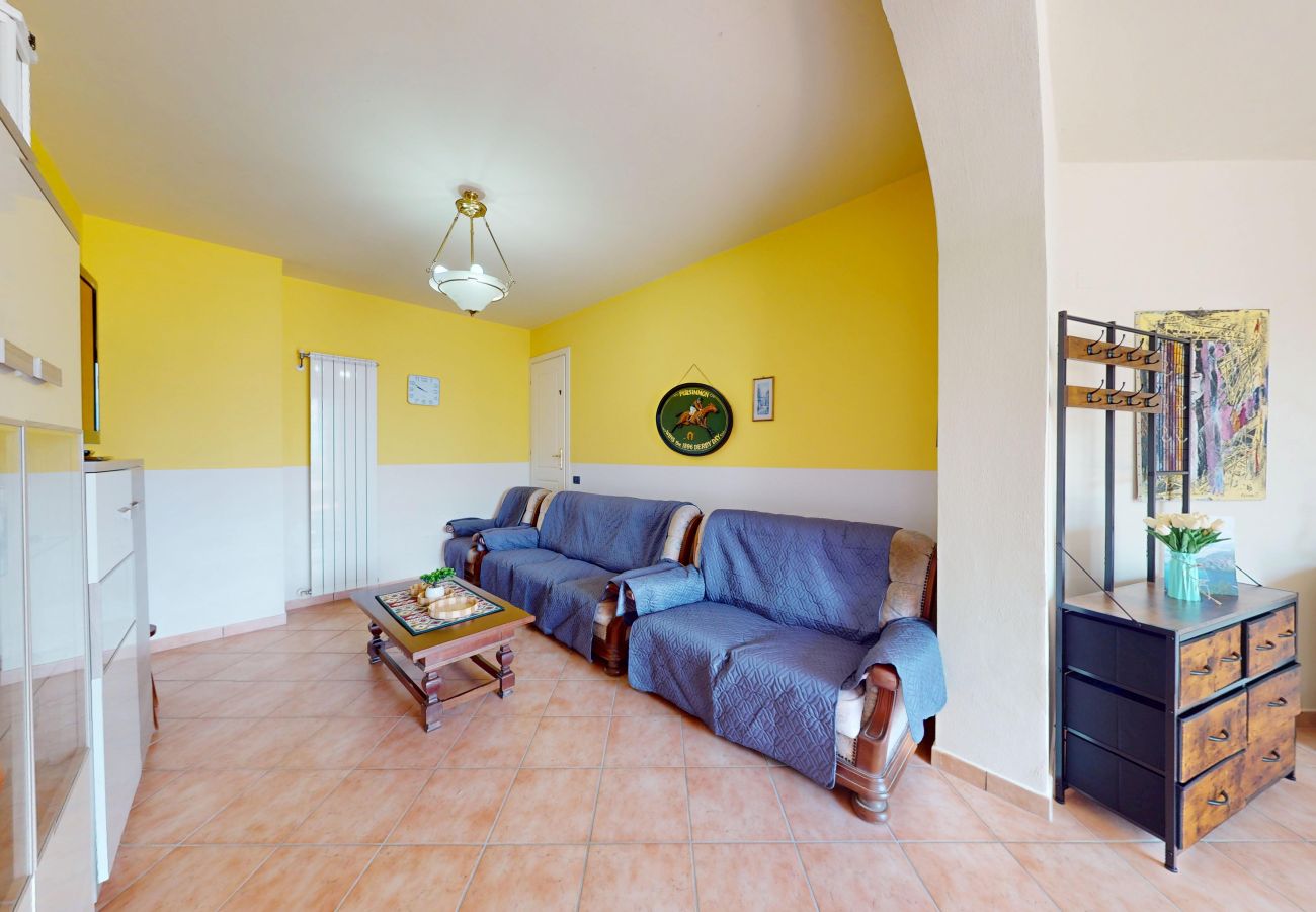 Apartment in Manerba del Garda - Spiaggia Apartment by Booking Garda Lake
