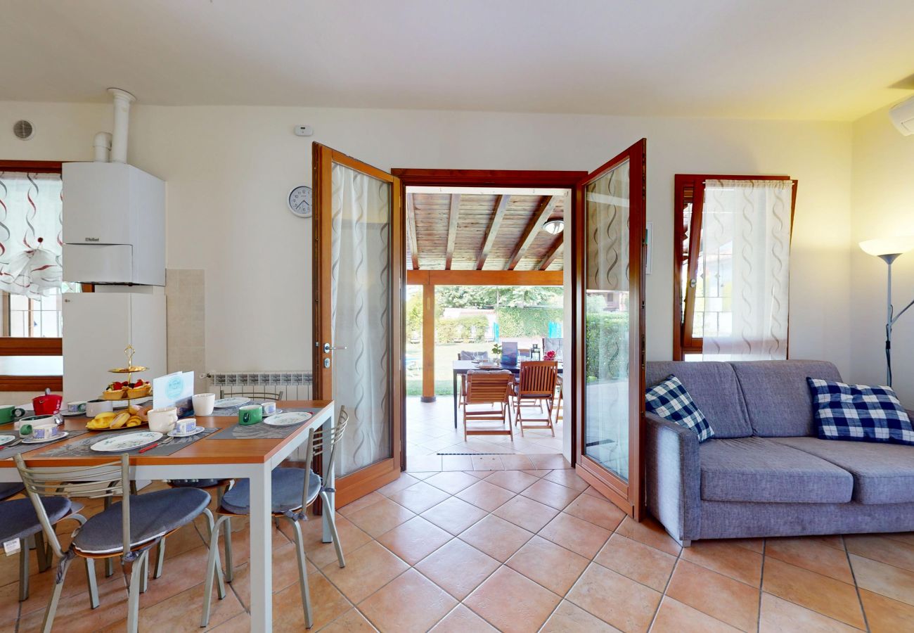 Villa in Manerba del Garda - Villa Dolce Riva Lake Escape by bookinggardalake