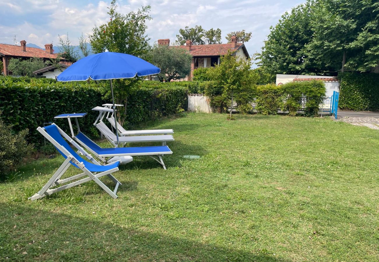 Villa in Manerba del Garda - Villa Dolce Riva Lake Escape by bookinggardalake