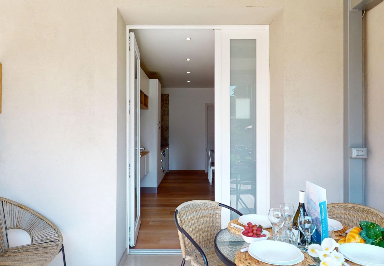 Apartment in Puegnago sul Garda - Garda Hub Suite by Booking Garda Lake
