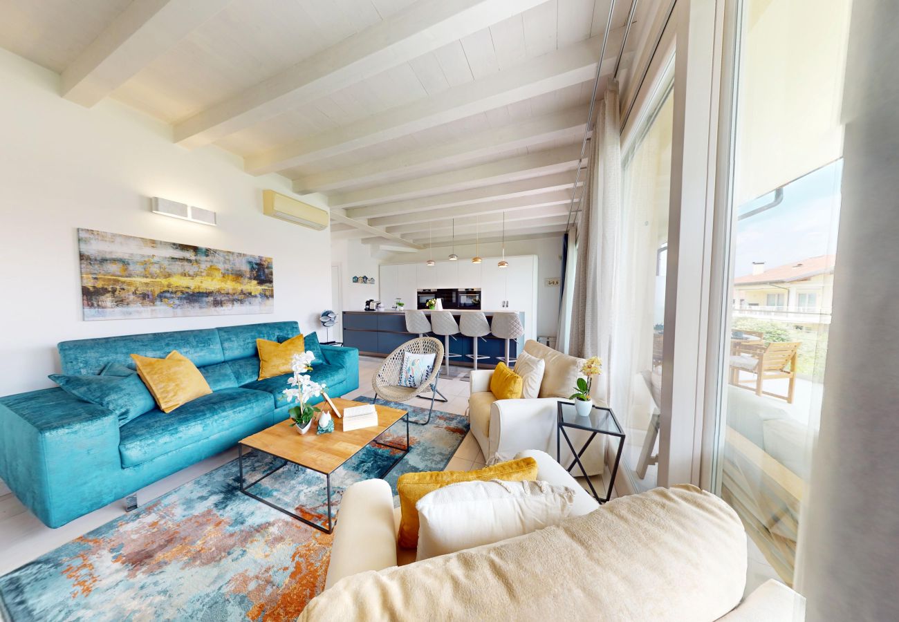 Apartment in Sirmione - Sirmio Dream View Suite by Bookinggardalake