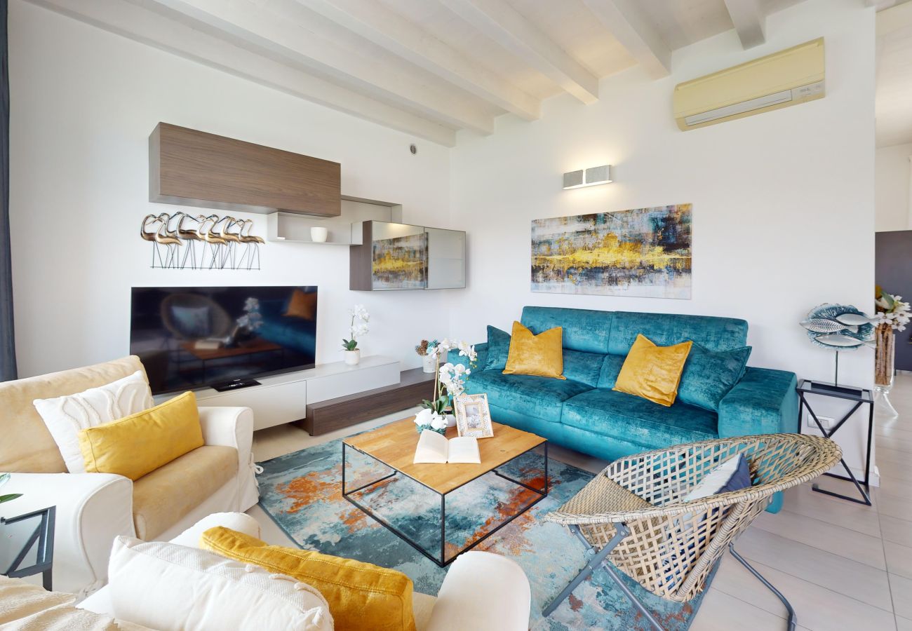 Apartment in Sirmione - Sirmio Dream View Suite by Bookinggardalake
