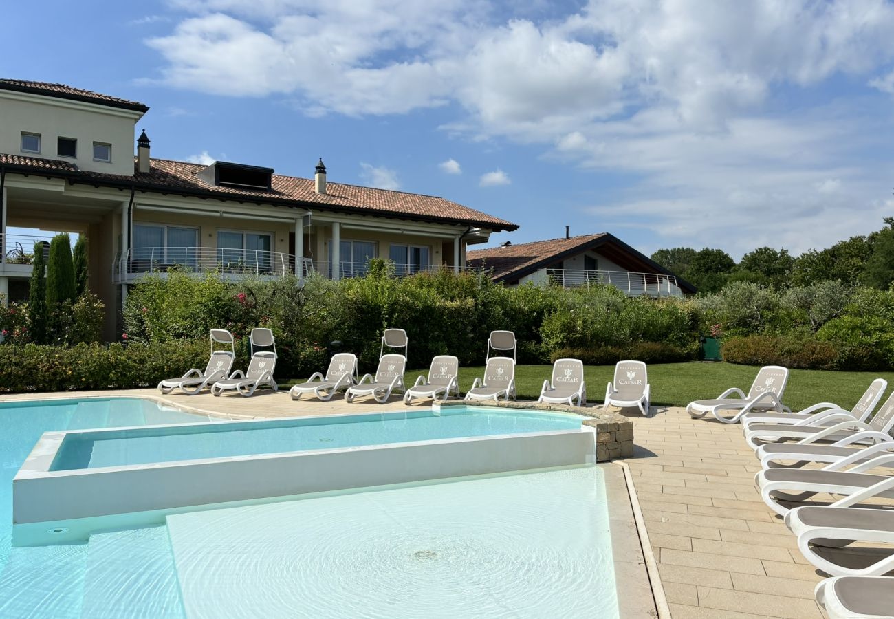 Apartment in Sirmione - Sirmio Dream View Suite by Bookinggardalake