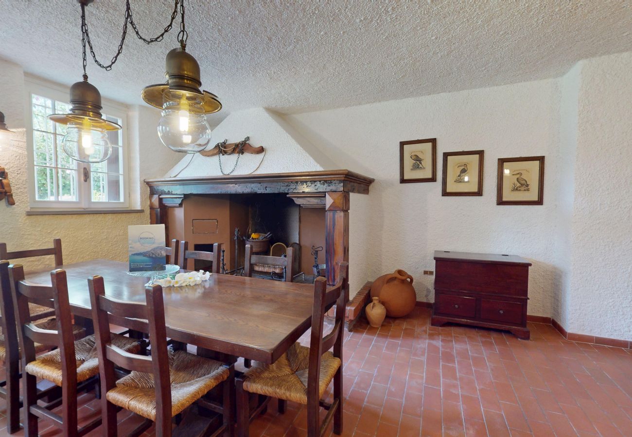 Villa in Soiano del Lago - Villa Sunset lakeview-private pool-by Booking Gard